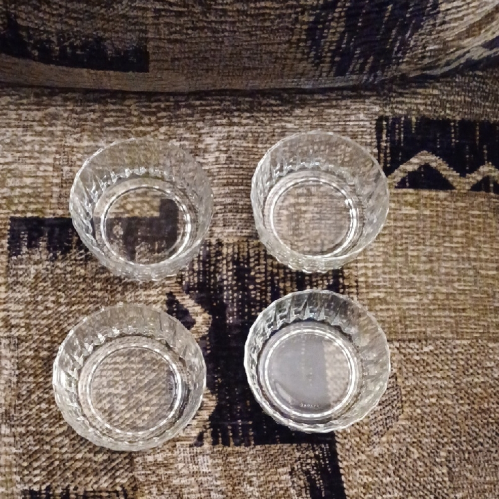 4/$40 Elegant Clear Glass Dessert Bowls - Set Of 4